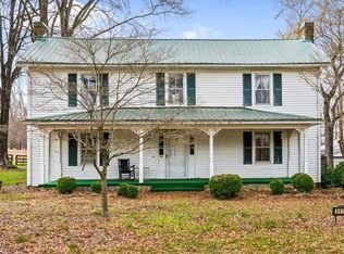 8417 Linville Rd, Oak Ridge, NC 27310
