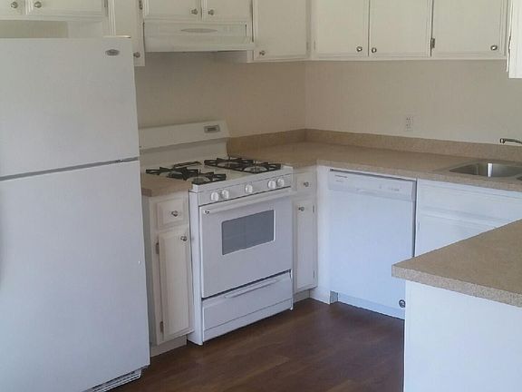 5th image of 850 E Vista Chino #6