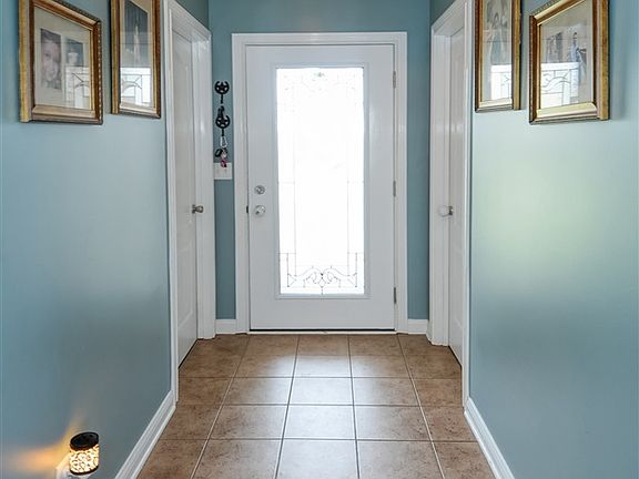4th image of 193 Beechcliff Cir