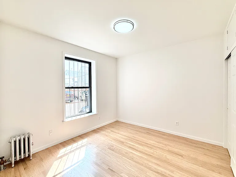 2 Doscher St #5 — Photo 7