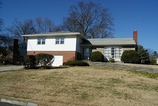 1st image of 1436 Roosevelt Ave