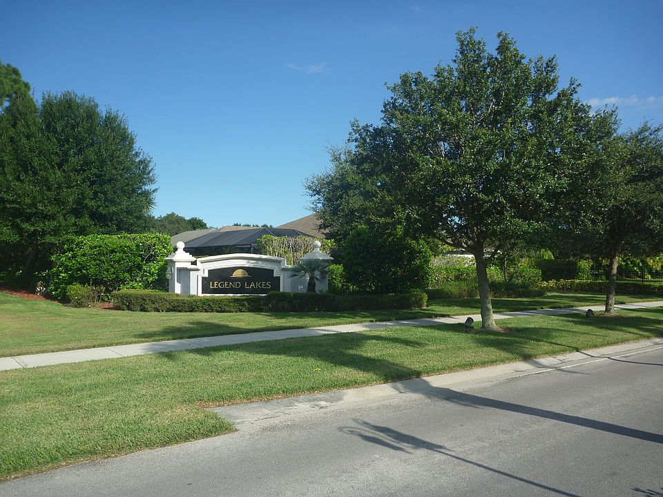 1st image of 570 Sarina Ter SW