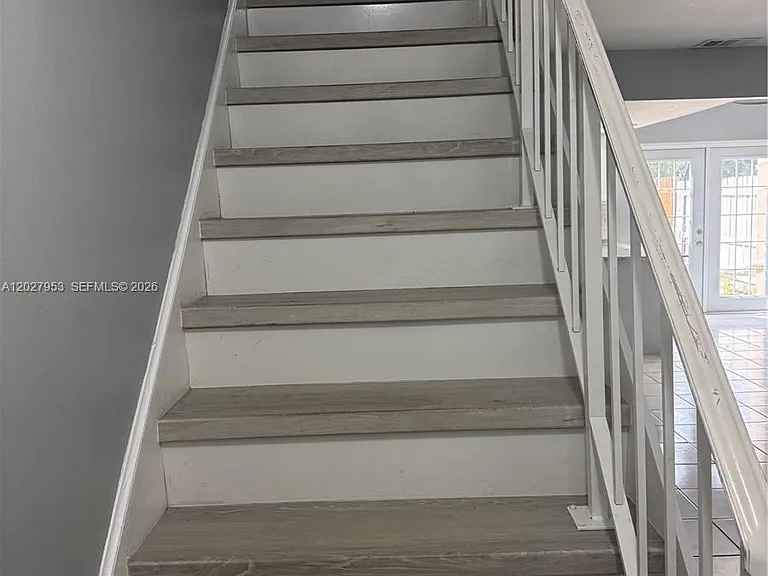 7926 Kimberly Blvd #202 — Photo 3