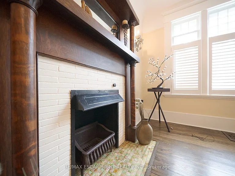 8 William St — Photo 9