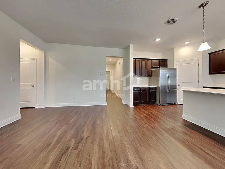 27695 Saint Andrews Ave — Photo 6