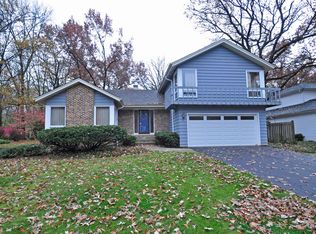 193 Marion Ave, Lake Forest, IL 60045
