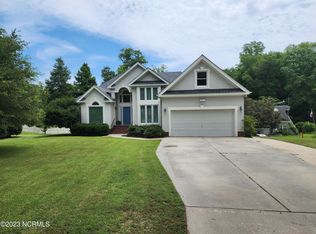 302 Country Club Dr, Edenton, NC 27932