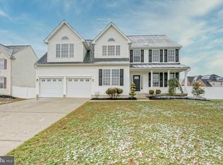 721 Renaissance Dr, Williamstown, NJ 08094