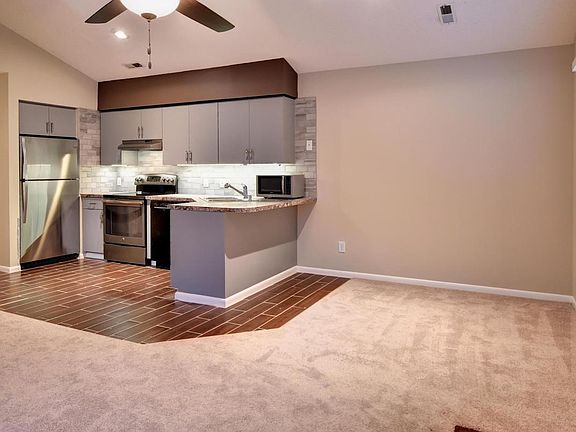 5th image of 12765 Saint James Pl APT C