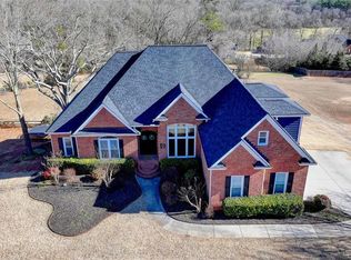 238 Huntington Trl, Hoschton, GA 30548