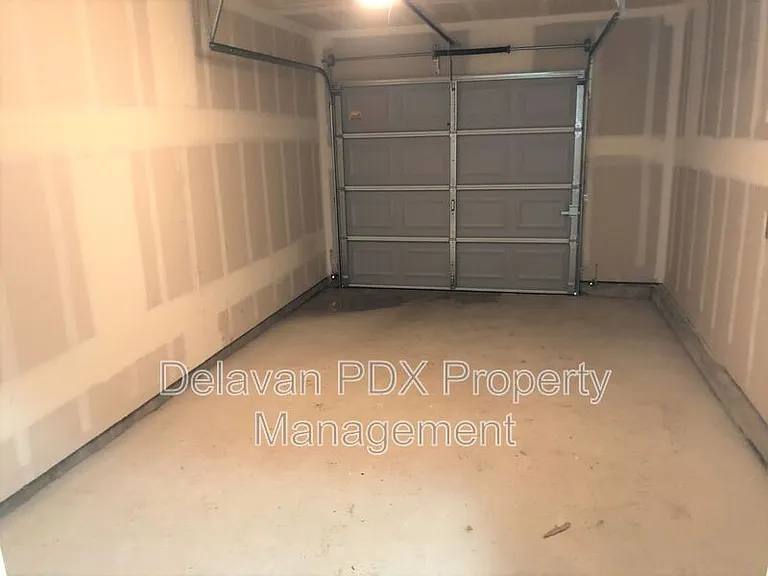 1396 Kimber Ct — Photo 16