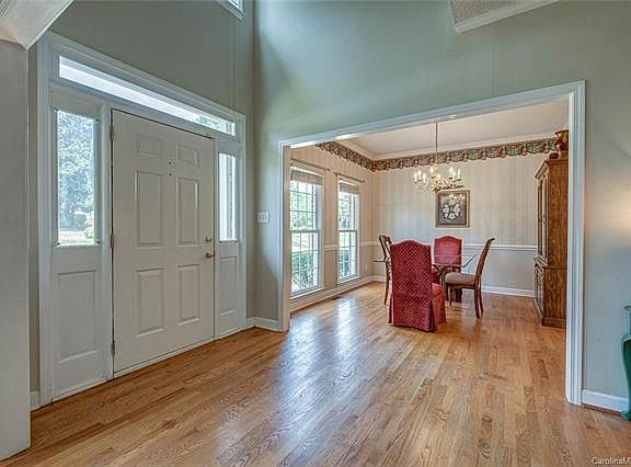 4th image of 1333 Plantation Trl