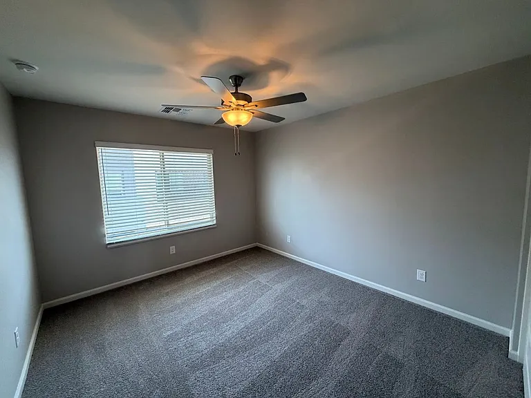 733 E Commonwealth Ave #5 — Photo 14