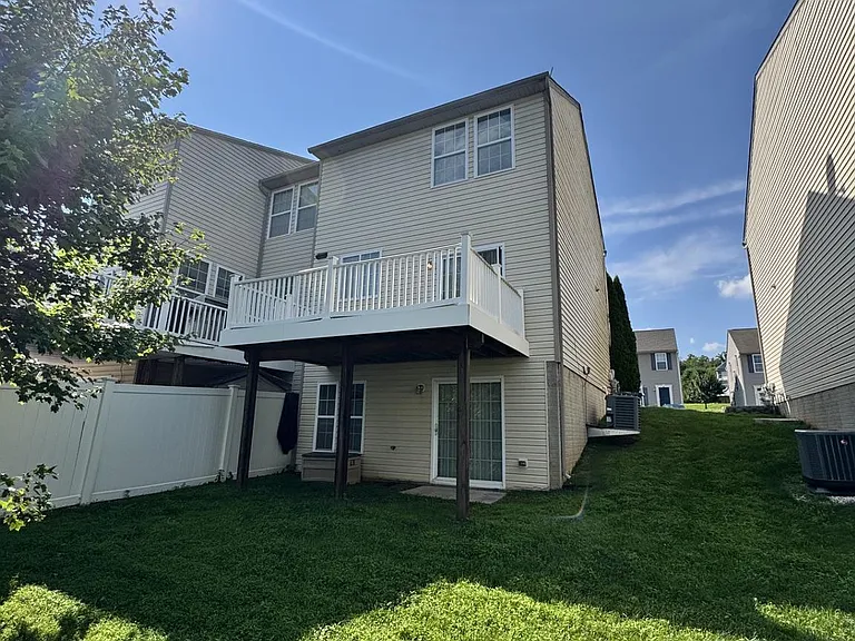 636 Tantallon Ct #140 — Photo 19