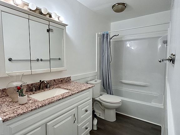 4th image of 5616 Colter Ct #1