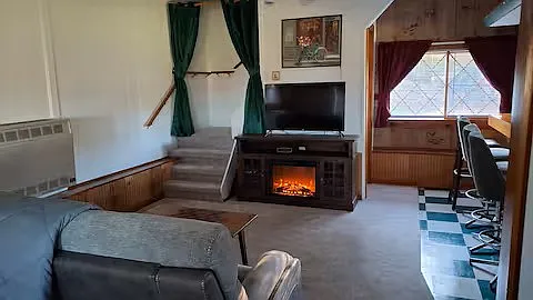 1 bed, 1.5 bath, 1100 sqft, $2,300 — Photo 3