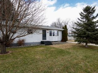 105 18th Ave SE, Minot, ND 58701