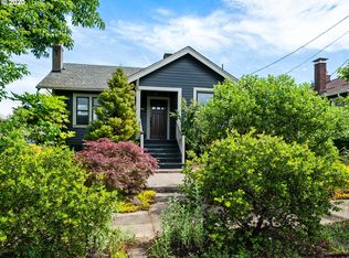 1034 NE Dean St, Portland, OR 97211