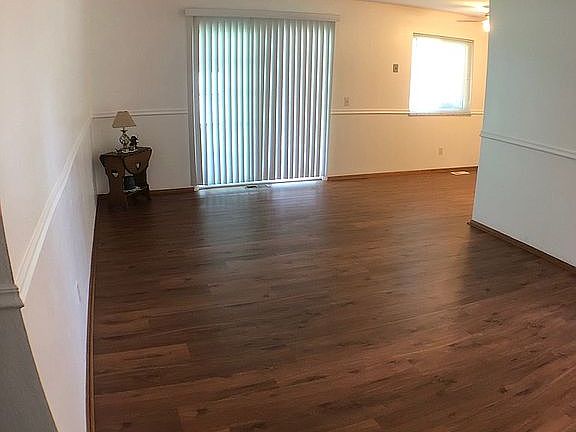 Spacious living room.