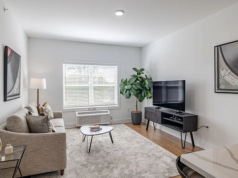 Meridia Upper Main — Photo 10