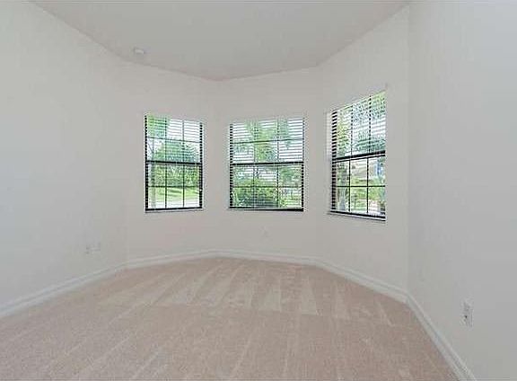 5th image of 3804 Columbia Ct