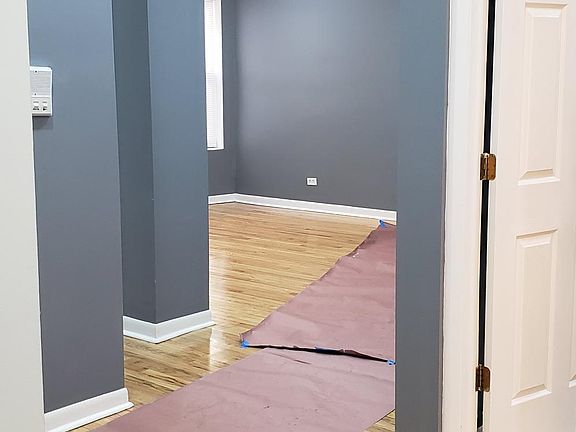 2nd image of 8142 S Drexel Ave APT 1E