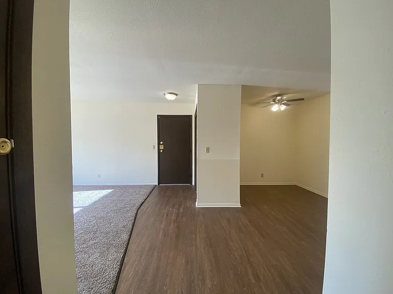 Kimberly Club Apartments — Photo 118