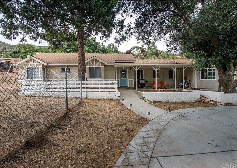 1st image of 40132 Calle Plana