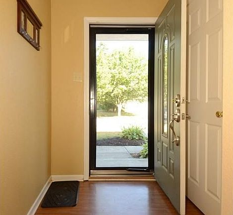 3rd image of 7743 Sunflower Dr