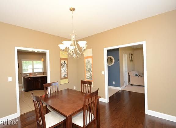 3rd image of 106 Murifield Dr