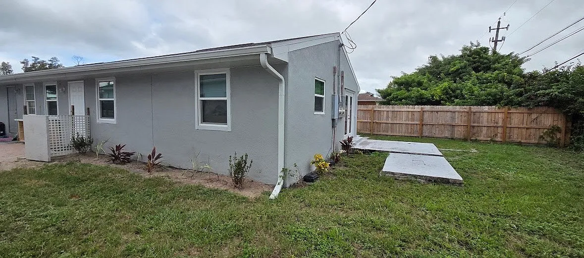 3 bed, 1.0 bath, 1000 sqft, $1,700 — Photo 4