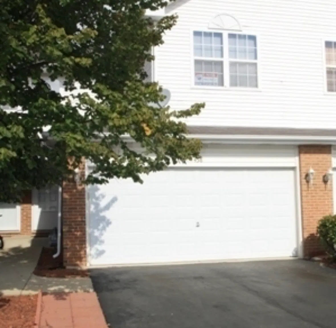 3 bed, 2.5 bath, 1408 sqft, $3,000 — Photo 1