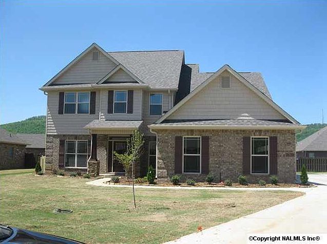 1st image of 2620 Park Hampton Dr