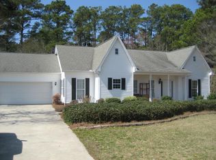 114 Pine Bluff Dr, Morehead City, NC 28557