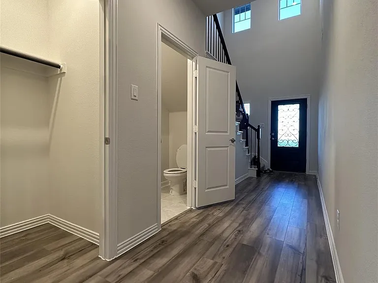 Laundry & Halfbath