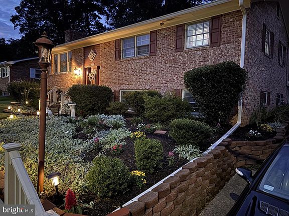 4th image of 6809 Glenwood Ct
