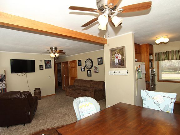 4th image of 2101 Denver Ave