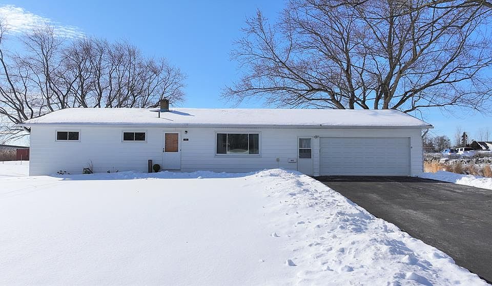 1st image of 1665 Olive Dr