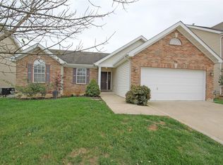 614 Sunny Pass Dr, O'Fallon, MO 63366