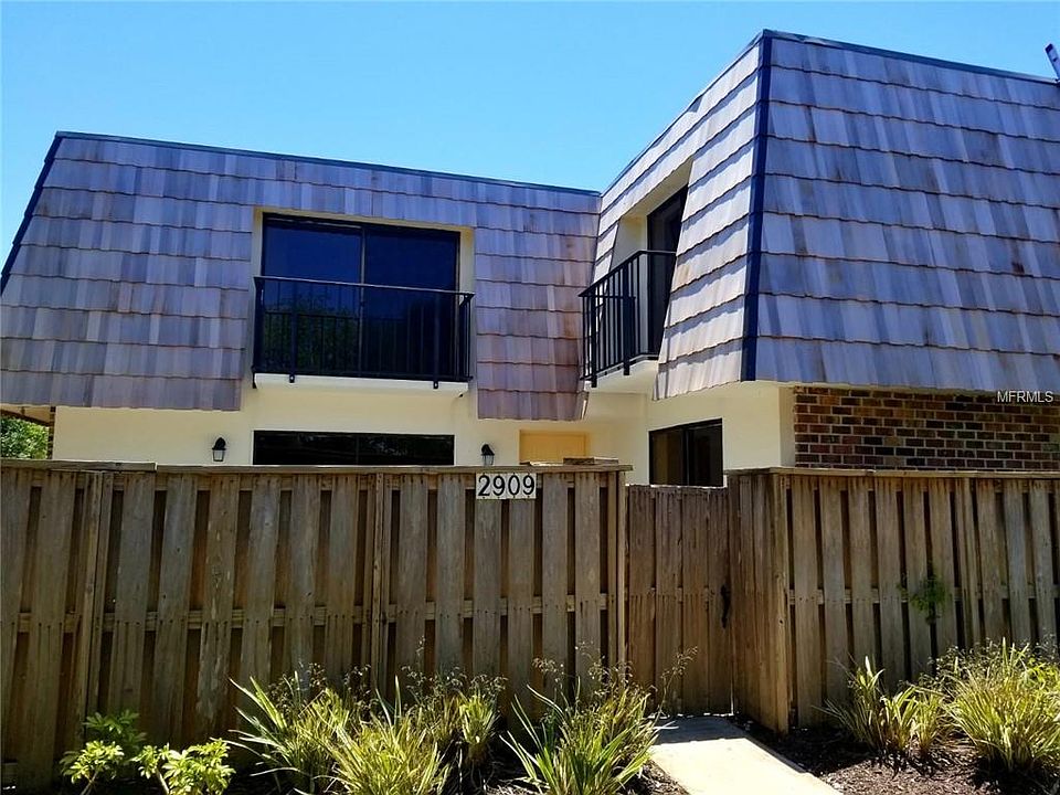 1st image of 2909 Ash Dr
