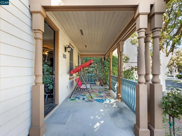 2090 Central St, Hercules, CA 94547