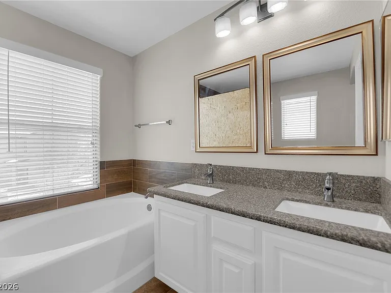 9071 Secret Valley St — Photo 21
