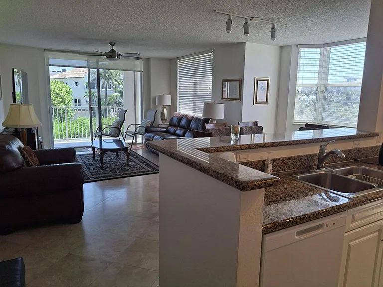 3606 S Ocean Blvd #402 — Photo 27