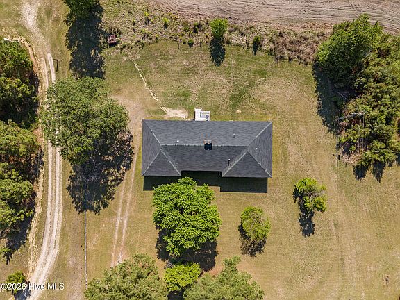 2nd image of 257 Plantation Drive