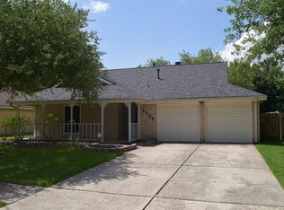 6306 Fairbourne Dr, Pasadena, TX 77505