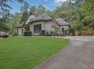 4555 Shannon Ct, Suwanee, GA 30024