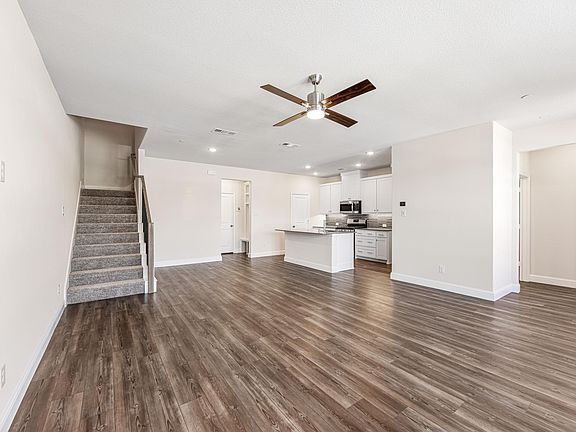 4th image of 13139 Teton St