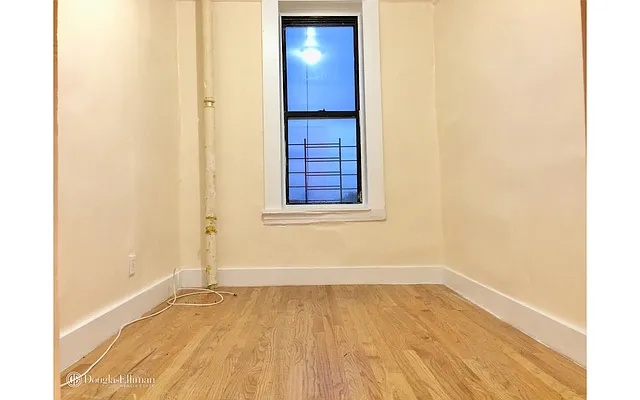 Rented by Douglas Elliman | media 10