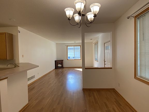 Bright Dinning Room and Living Room