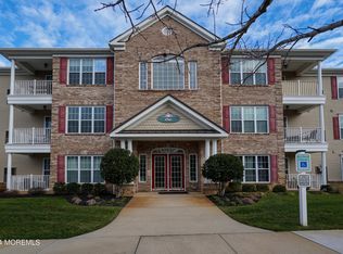 132 Sophee Ln, Lakewood, NJ 08701